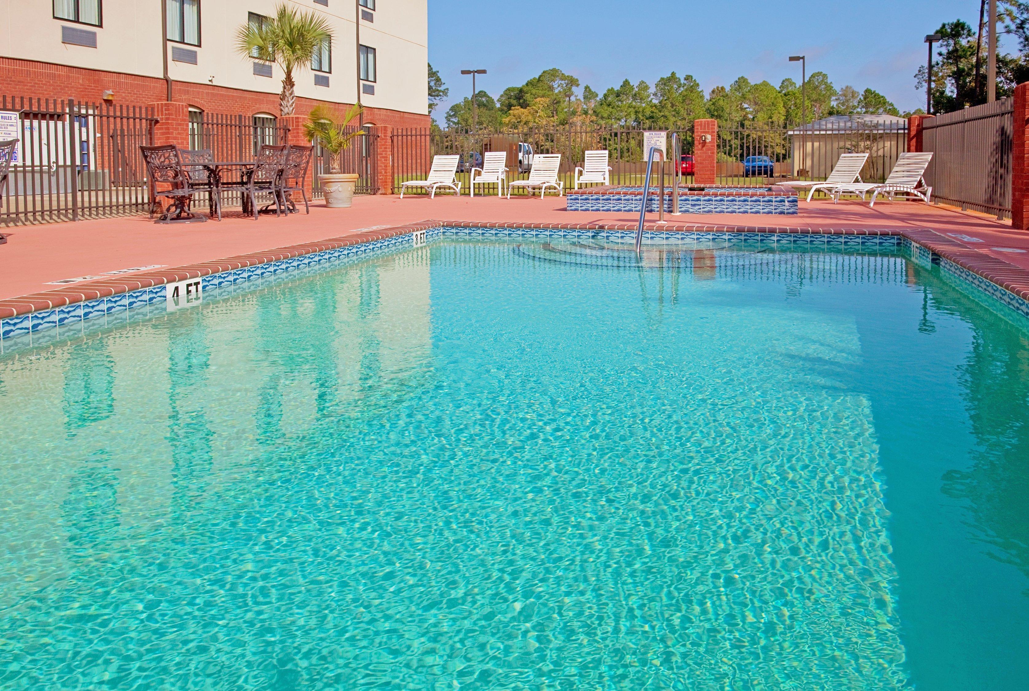 Holiday Inn Express Hotel & Suites Panama City-Tyndall Esterno foto